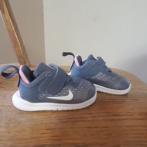 Infant Girls Nike sneakers